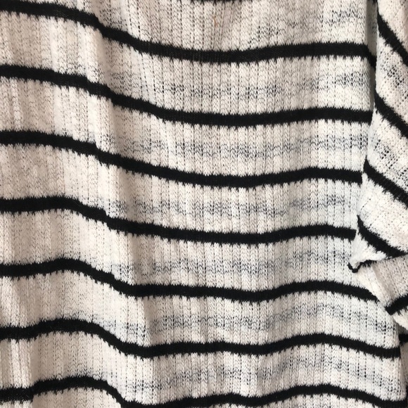 Sweater - Picture 2 of 3